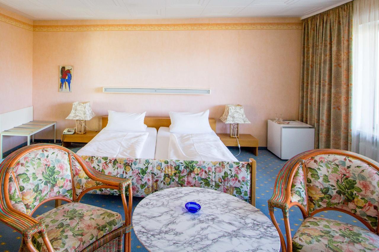 Waldhotel Stein Selbitz ภายนอก รูปภาพ