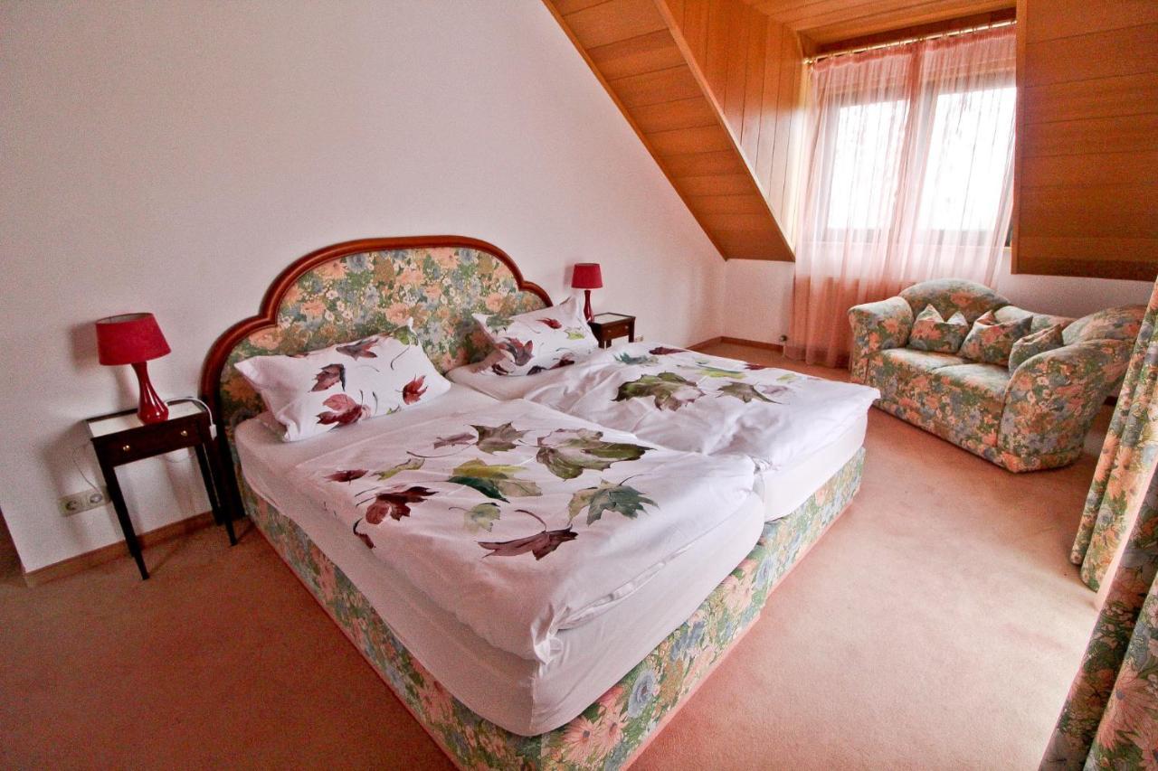 Waldhotel Stein Selbitz ภายนอก รูปภาพ